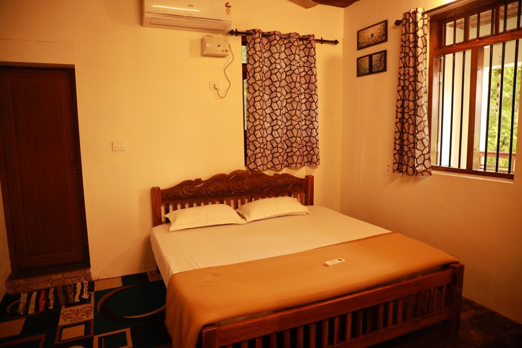 Kovalam Lake View Villa Vellayani Exterior photo
