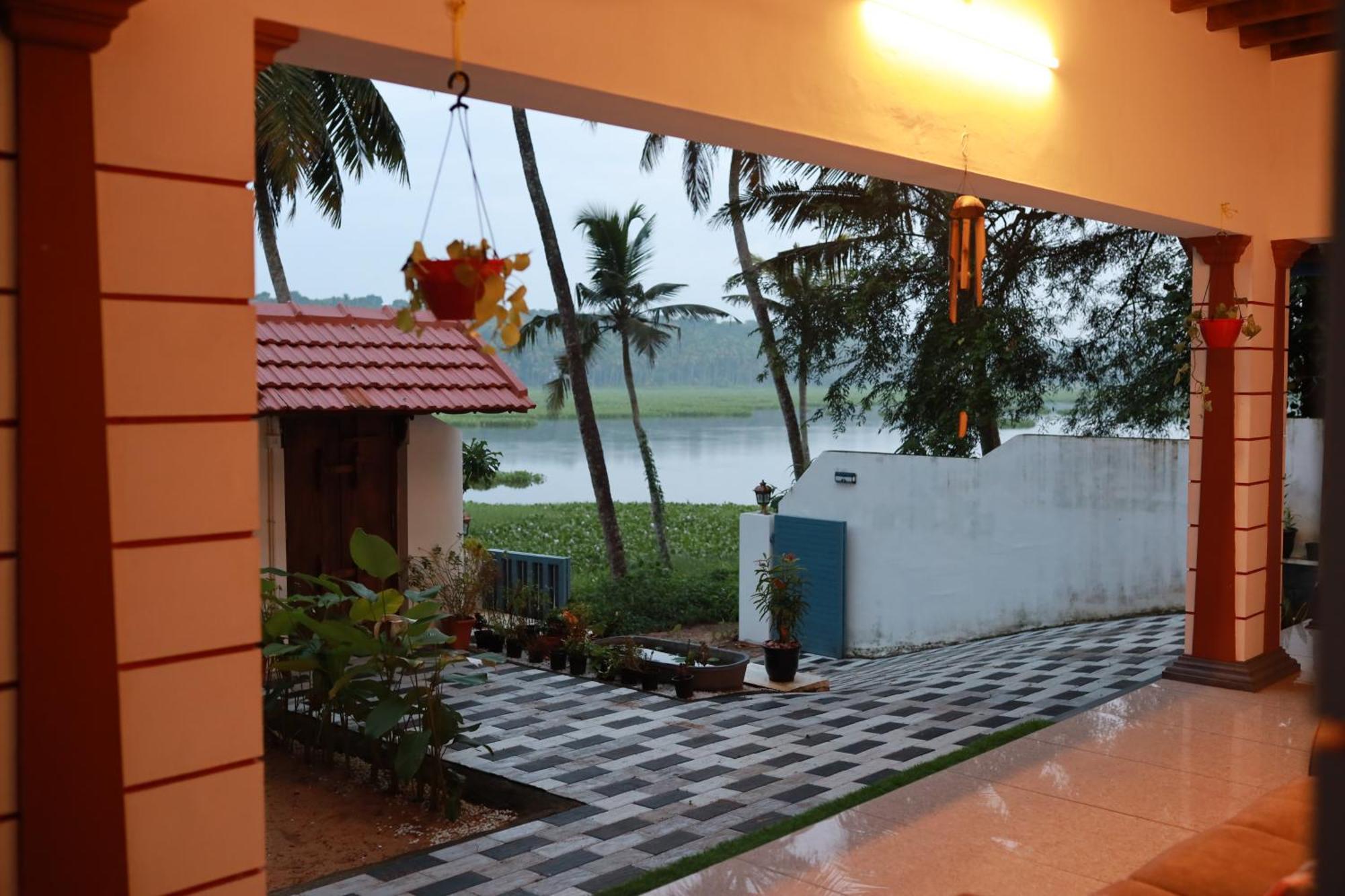 Kovalam Lake View Villa Vellayani Exterior photo